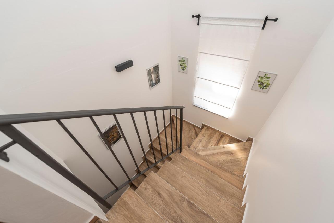 Luxury Apartments - La Vir 3 & 4 Buitenkant foto