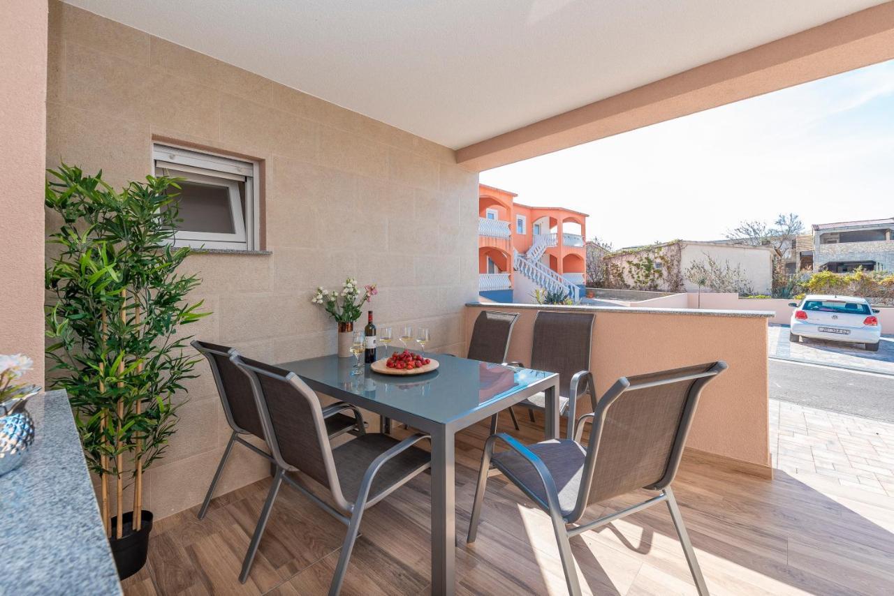 Luxury Apartments - La Vir 3 & 4 Buitenkant foto